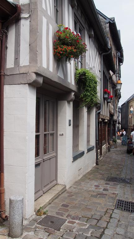 L Appart De La Place Ste Catherine Honfleur Kültér fotó