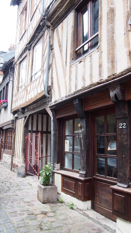L Appart De La Place Ste Catherine Honfleur Kültér fotó